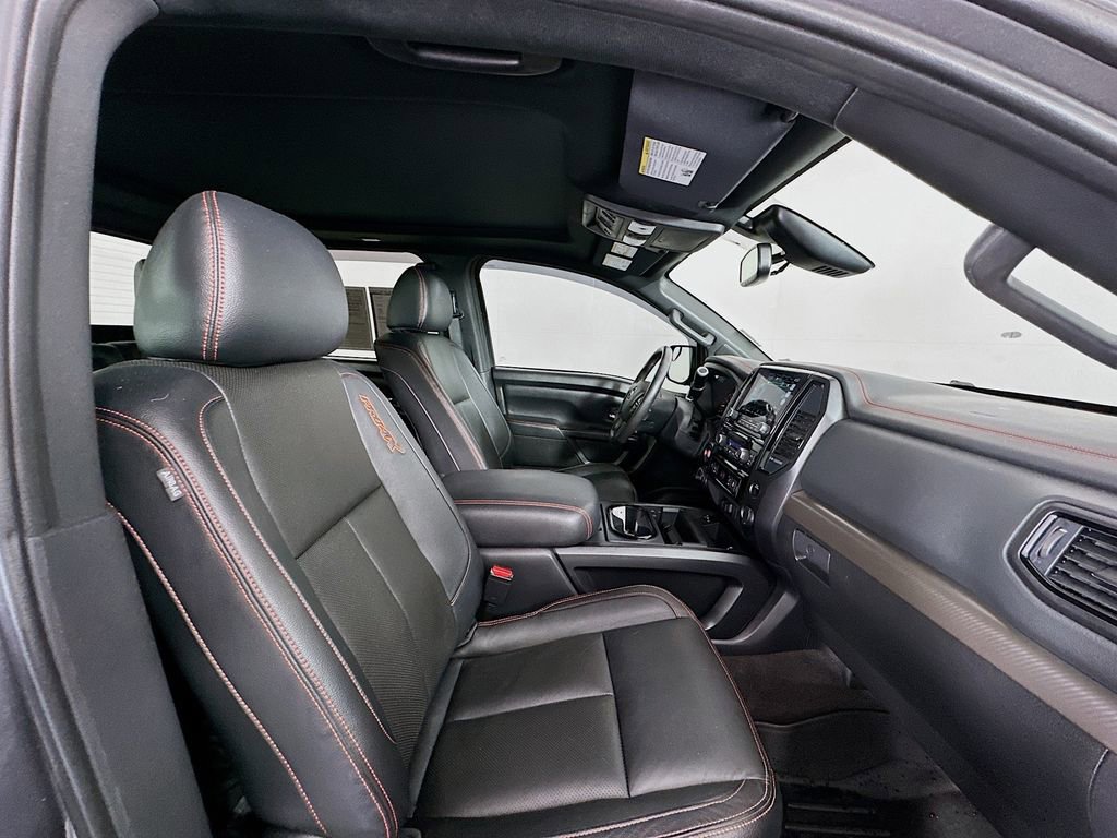 Used 2022 Nissan Titan PRO-4X w/ Pro-4x Convenience Package image 29