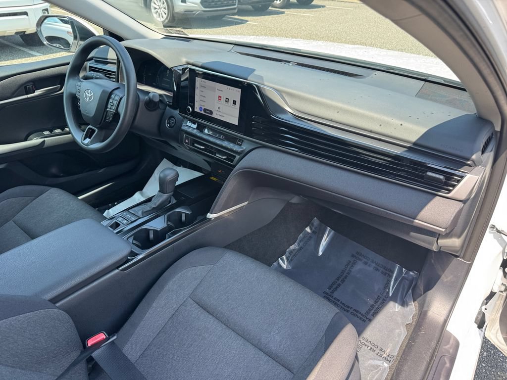 Used 2025 Toyota Camry LE FWD image 16