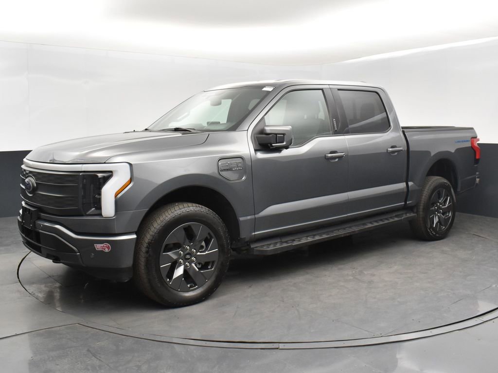 Used 2023 Ford F150 Lightning Lariat w/ Max Trailer Tow Package image 1