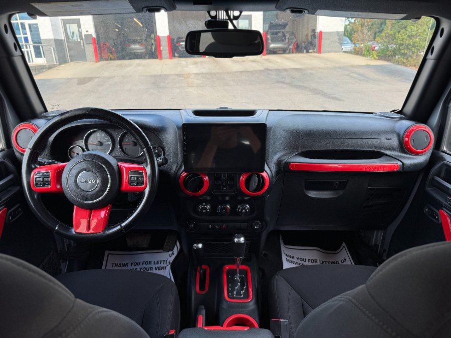 Used 2015 Jeep Wrangler Unlimited Sport w/ Power Convenience Group AWD/4WD image 21
