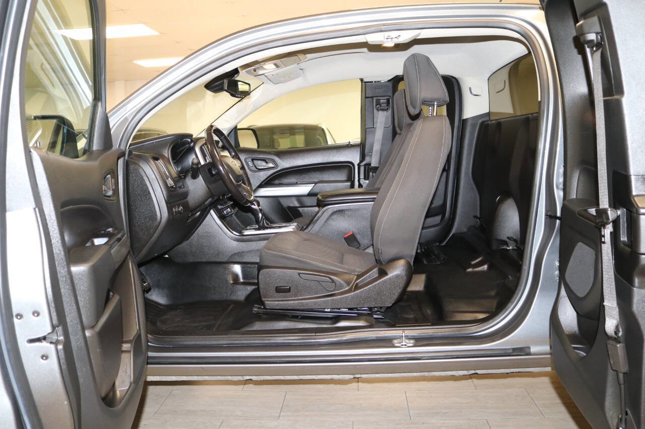 Used 2022 Chevrolet Colorado LT w/ Fleet Safety Package image 69