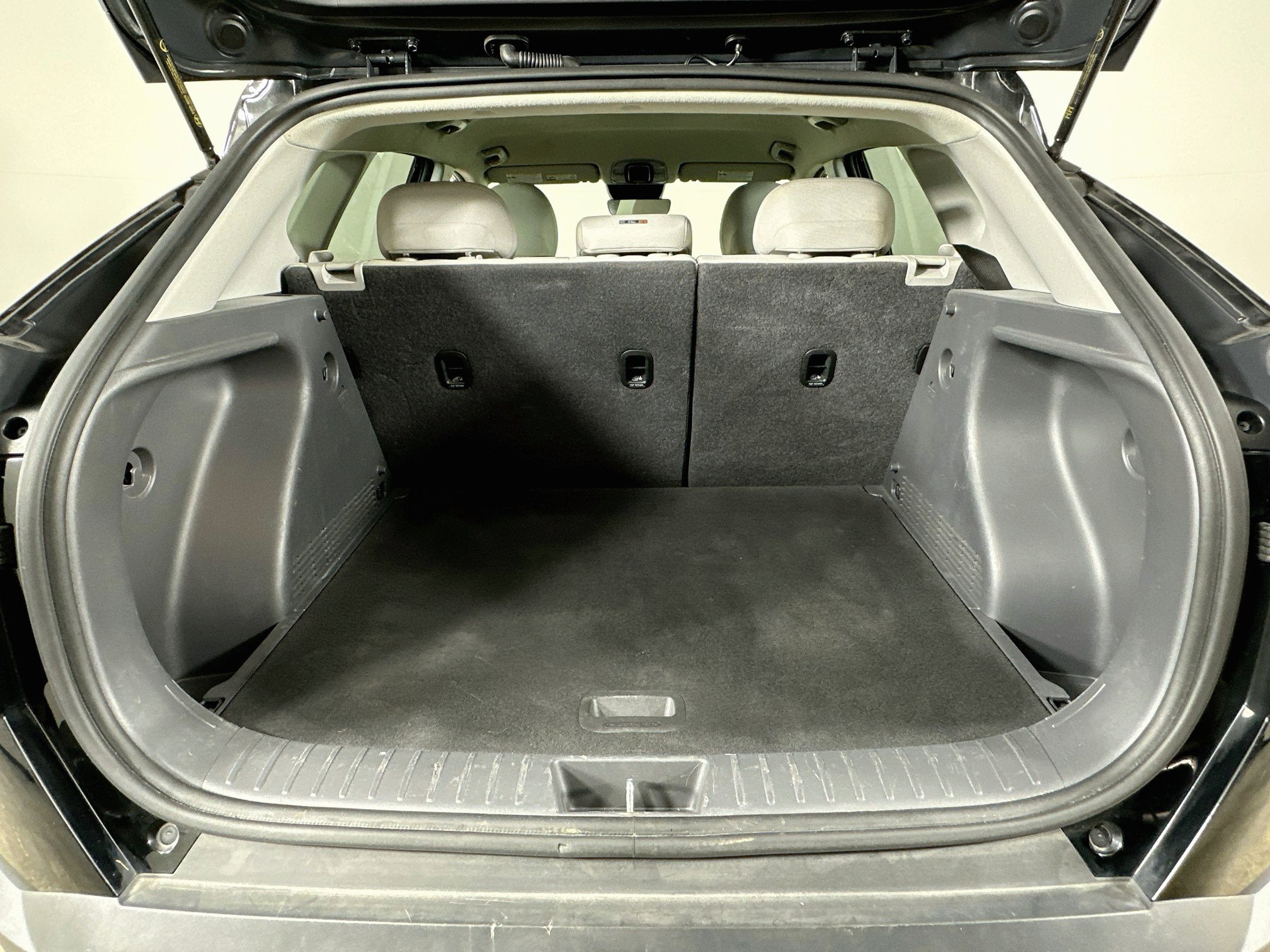 Used 2025 Hyundai Kona SEL FWD image 27