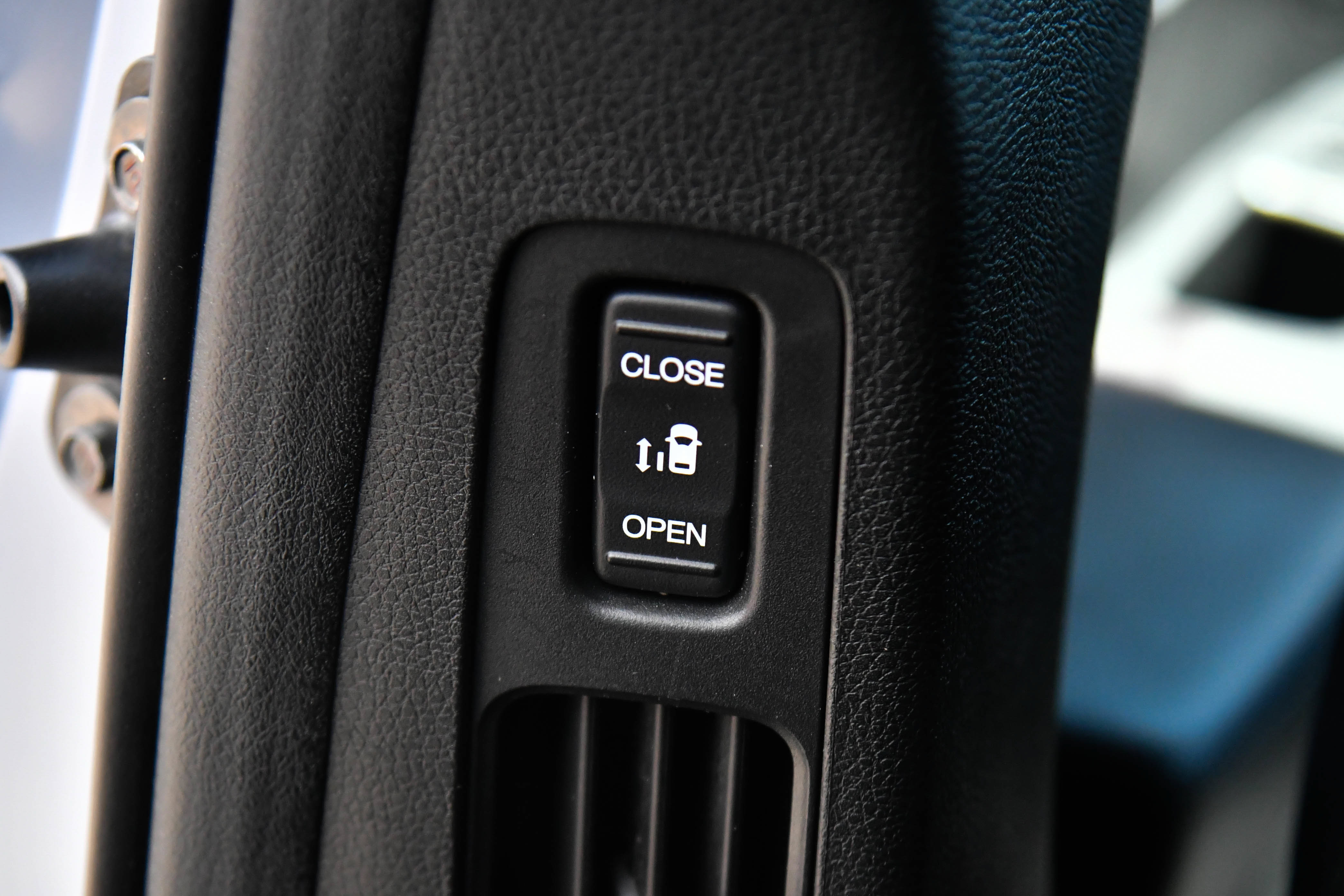 Used 2023 Honda Odyssey Sport image 43