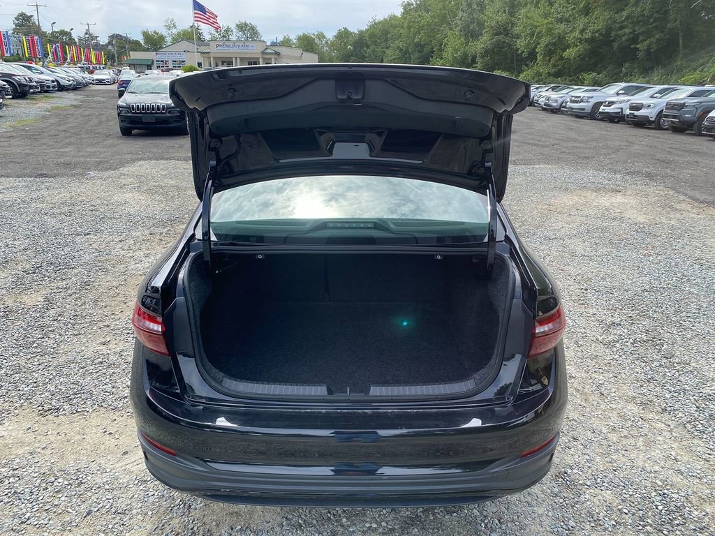 Used 2024 Volkswagen Jetta S image 24