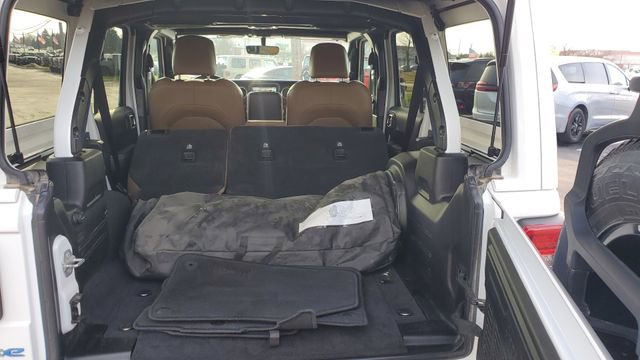 Certified 2022 Jeep Wrangler Unlimited Sahara w/ Cold Weather Group image 27