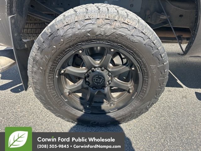 Used 2014 Ford F350 Lariat w/ FX4 Off-Road Package AWD/4WD image 10