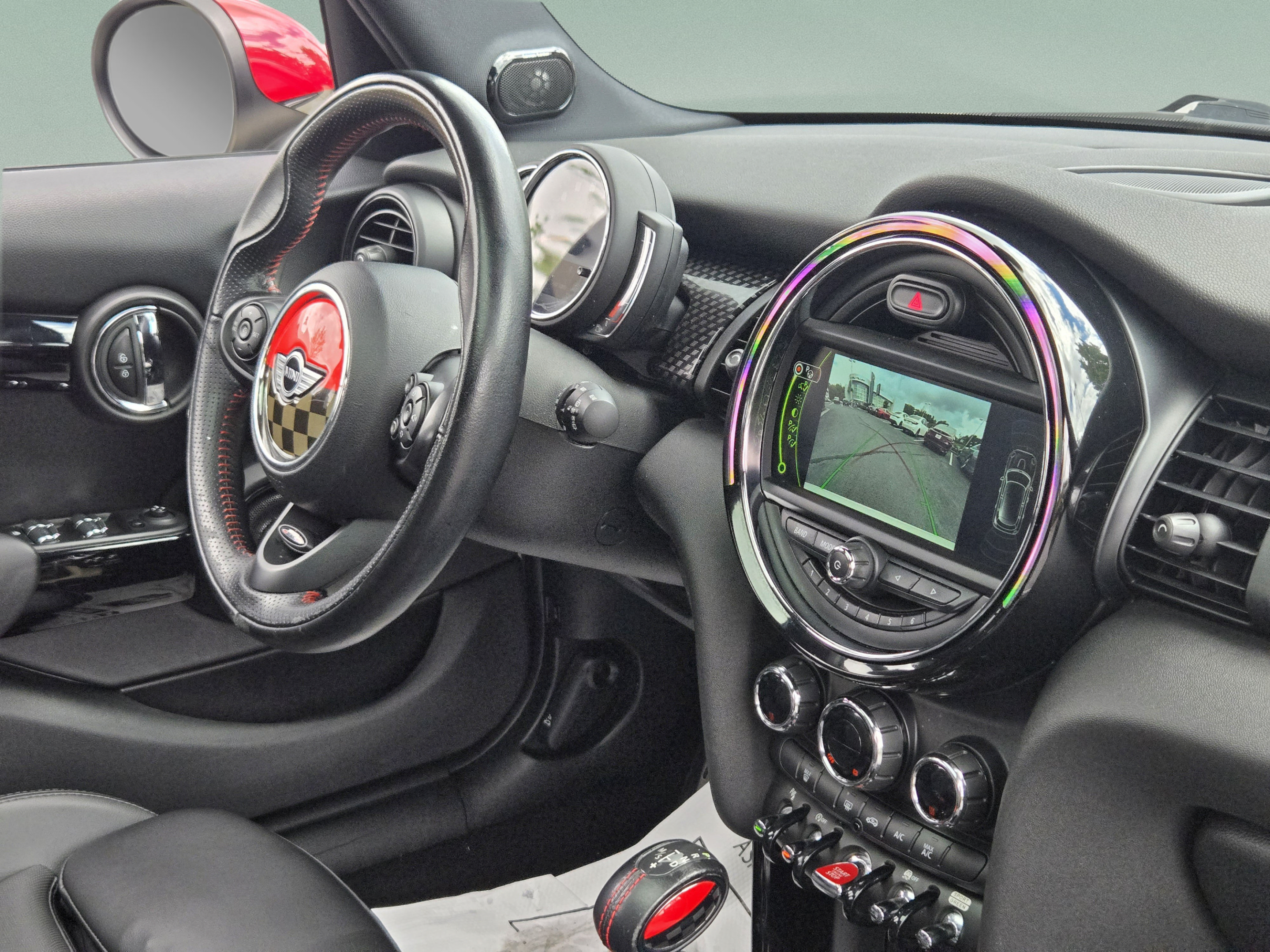 Used 2018 MINI Cooper S FWD image 32
