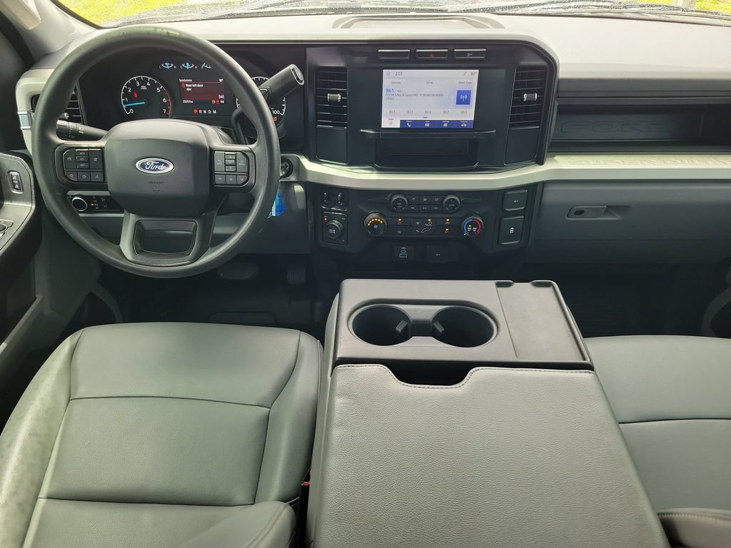 Used 2023 Ford F250 XL AWD/4WD image 14