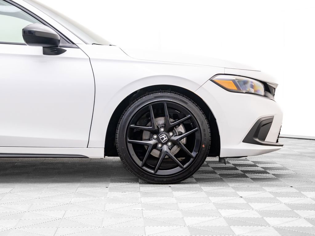 Used 2023 Honda Civic Sport image 29