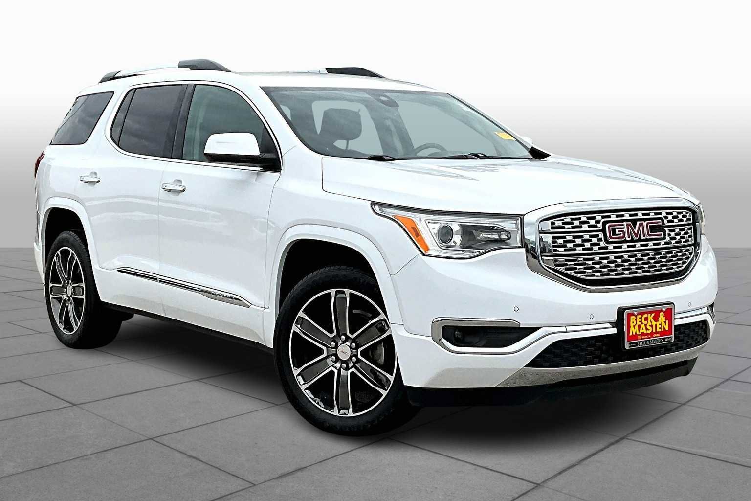Used 2019 GMC Acadia Denali FWD image 3