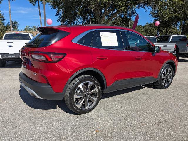 Certified 2023 Ford Escape Platinum image 3