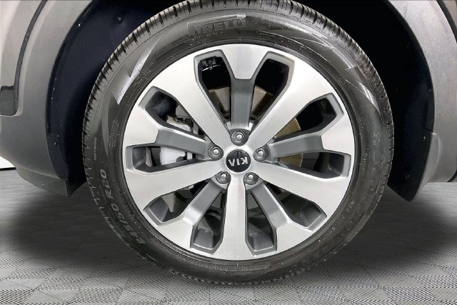 Used 2021 Kia Telluride EX w/ EX Premium Package FWD image 31