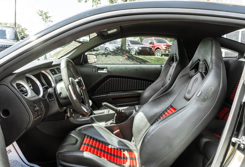 Used 2012 Ford Mustang Shelby GT500 w/ SVT Performance Pkg RWD image 26