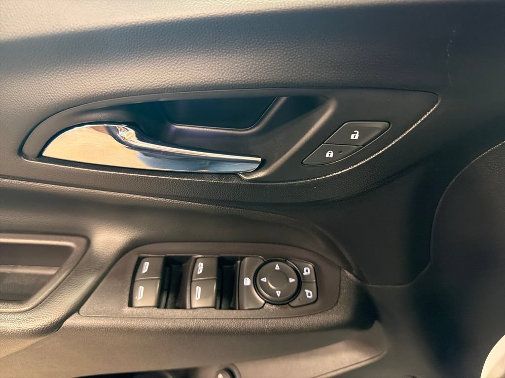 Used 2018 Chevrolet Equinox LT AWD/4WD image 14