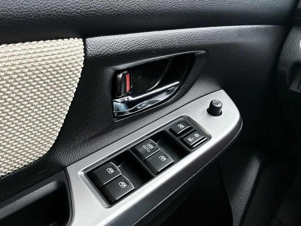 Used 2017 Subaru Crosstrek 2.0i Premium image 18