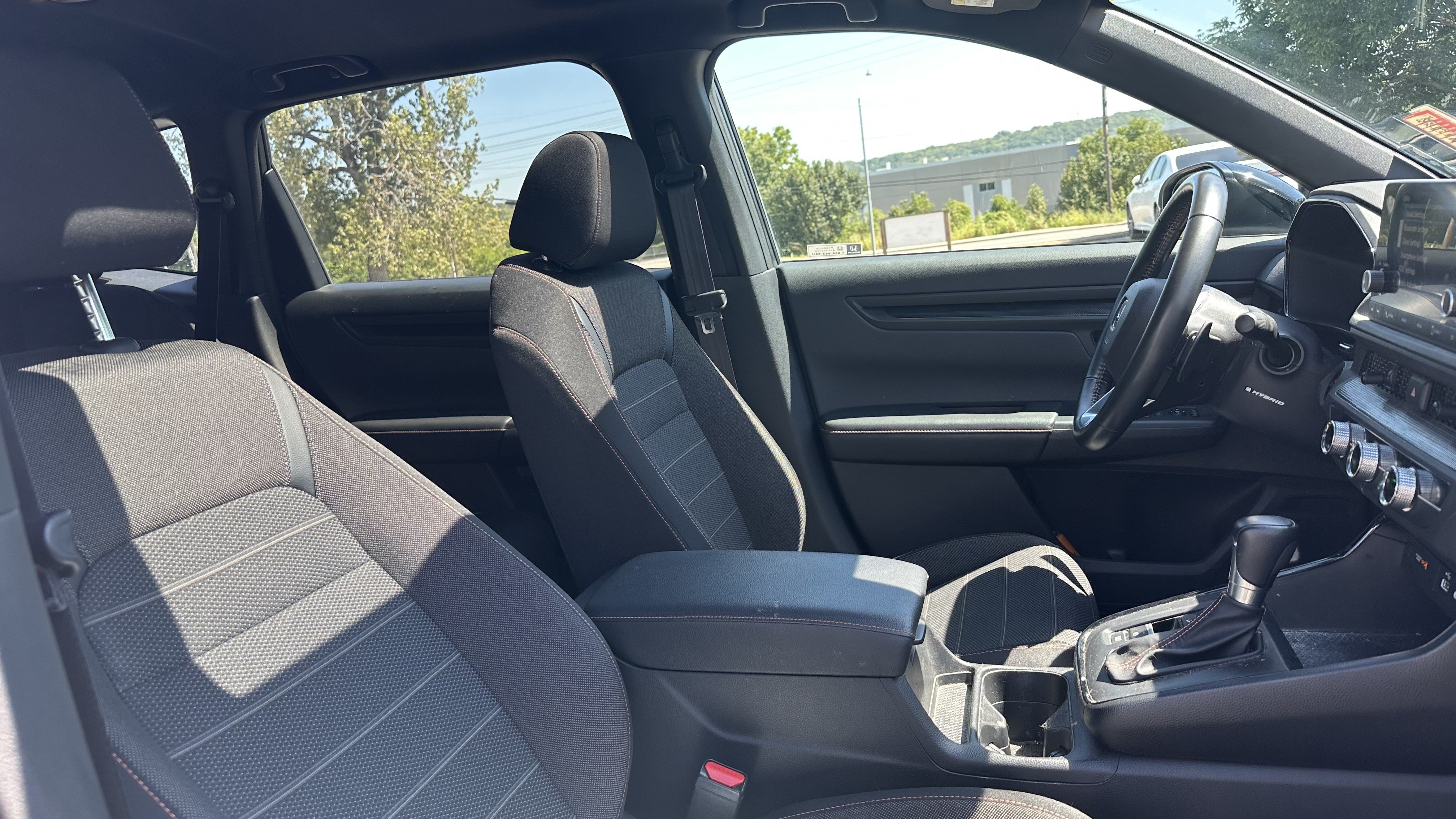 Used 2025 Honda CR-V Sport image 33