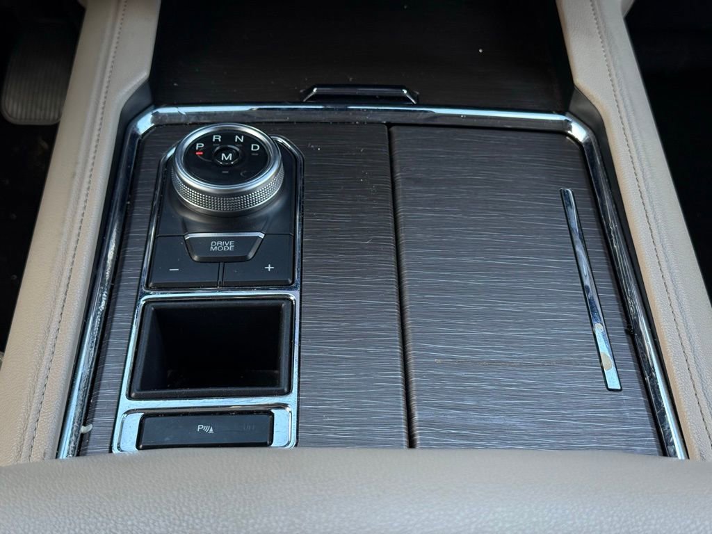 Used 2023 Ford Expedition Limited image 15