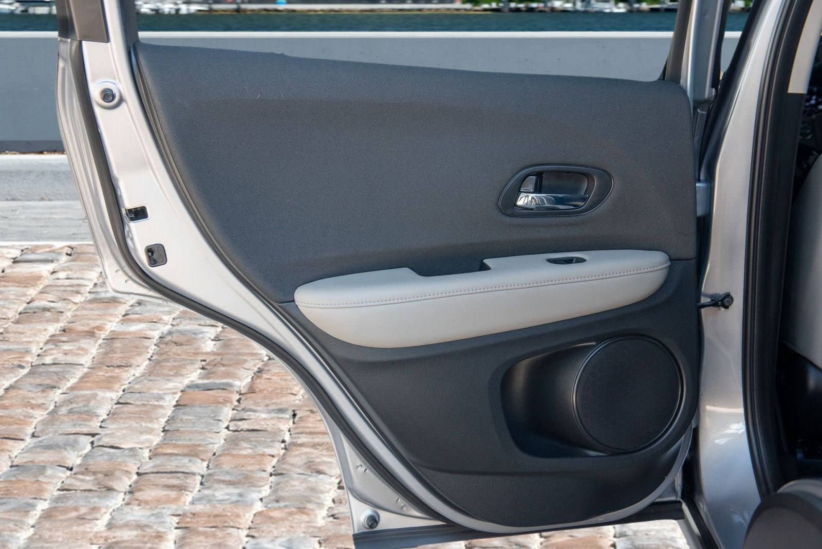 Used 2022 Honda HR-V LX image 15