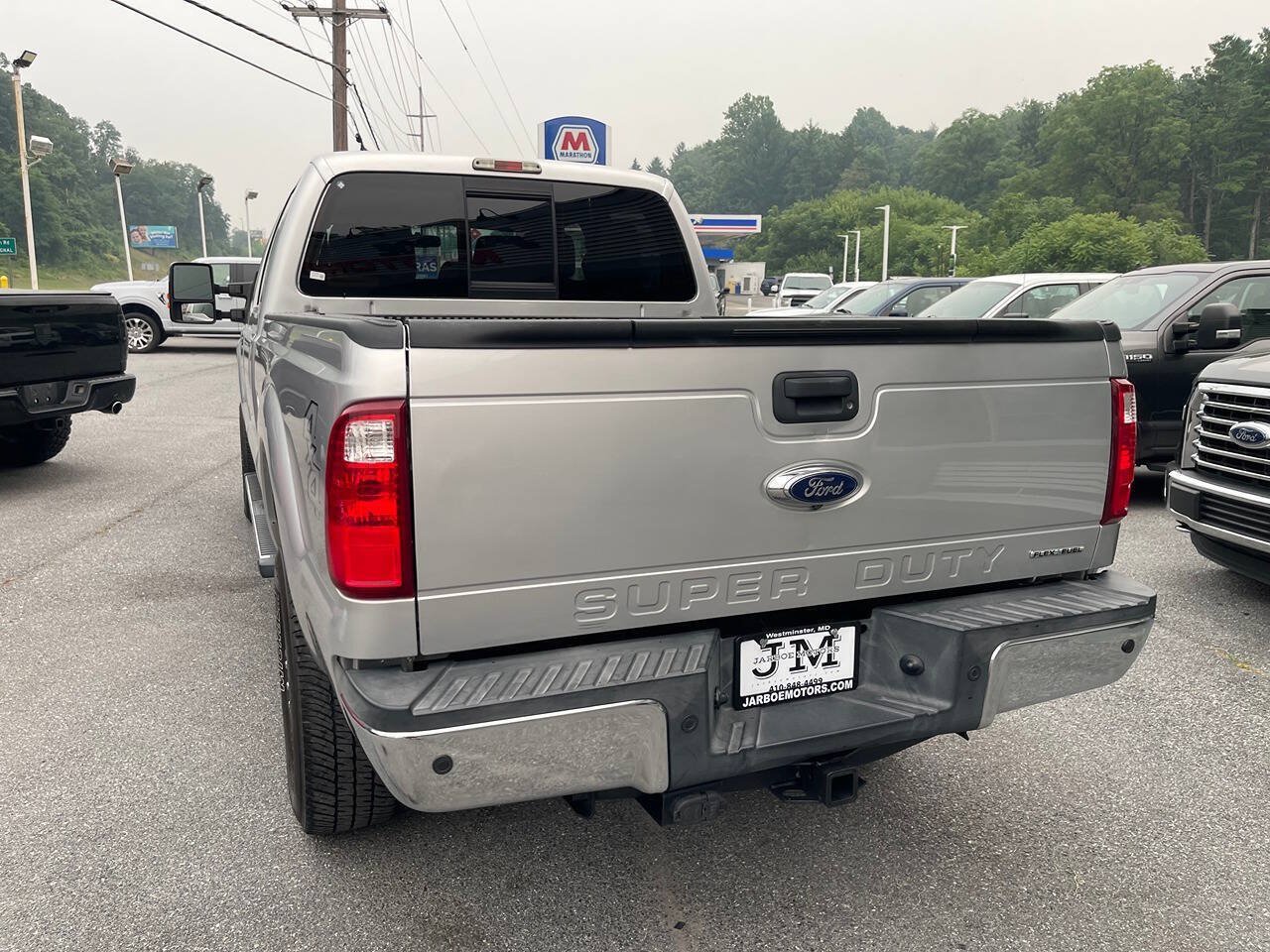Used 2016 Ford F350 4x4 Crew Cab Super Duty image 6