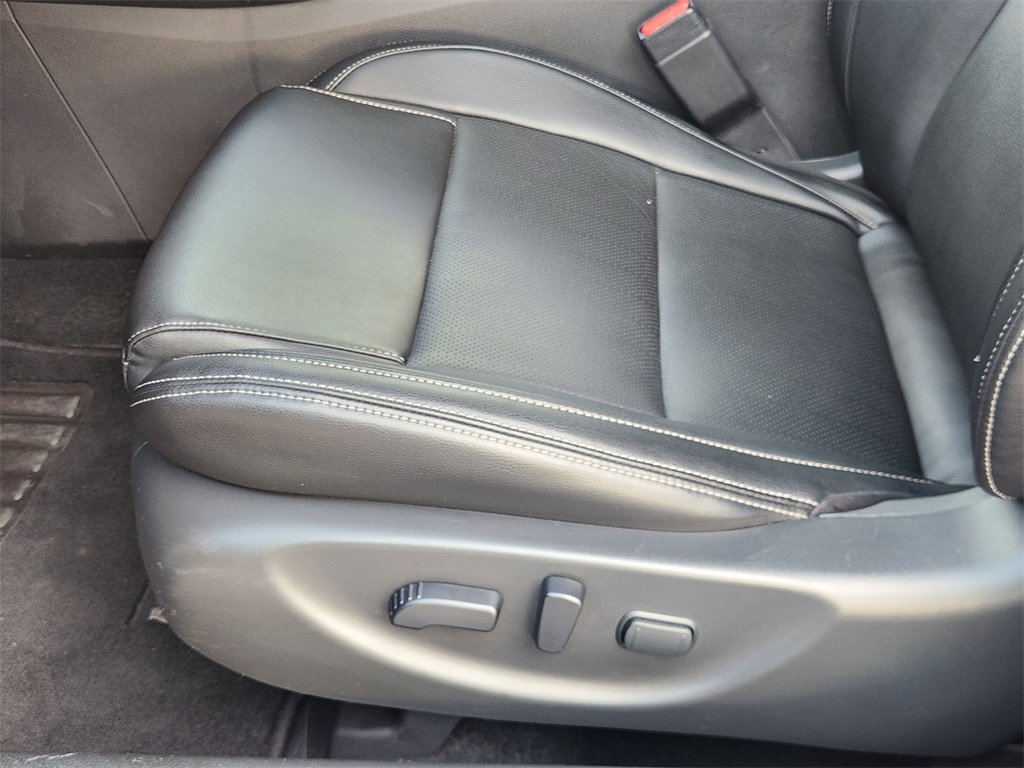Used 2022 Nissan Maxima SV w/ Floor Mat Group image 23