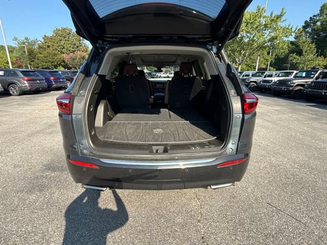 Used 2018 Buick Enclave Avenir w/ Avenir Technology Package AWD/4WD image 20