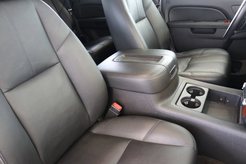 Used 2014 Chevrolet Tahoe LT w/ Luxury Package image 40