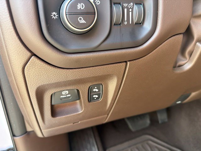 Used 2026 RAM 1500 Limited AWD/4WD image 18