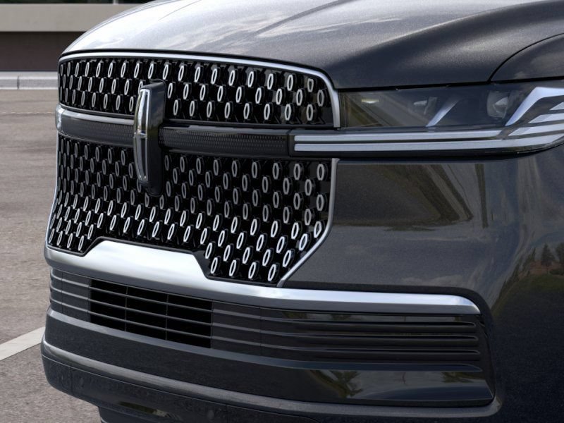 New 2026 Lincoln Navigator L Reserve AWD/4WD image 17
