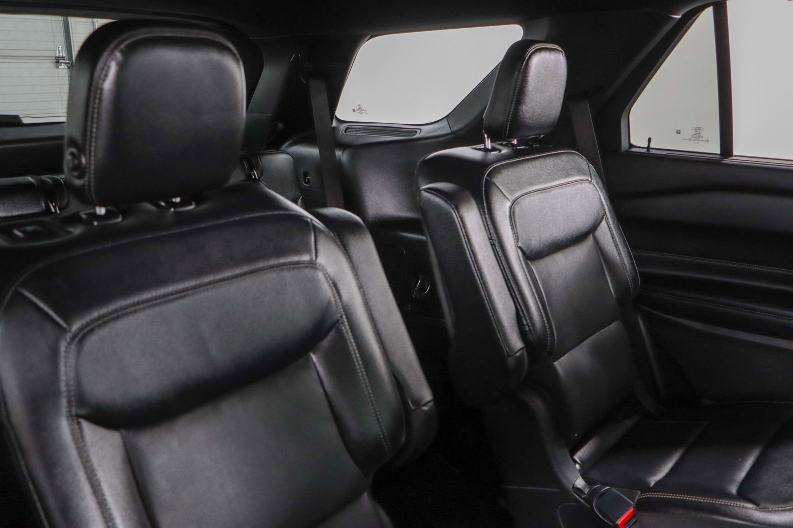 Used 2020 Ford Explorer Limited w/ Class III Trailer Tow Package image 28