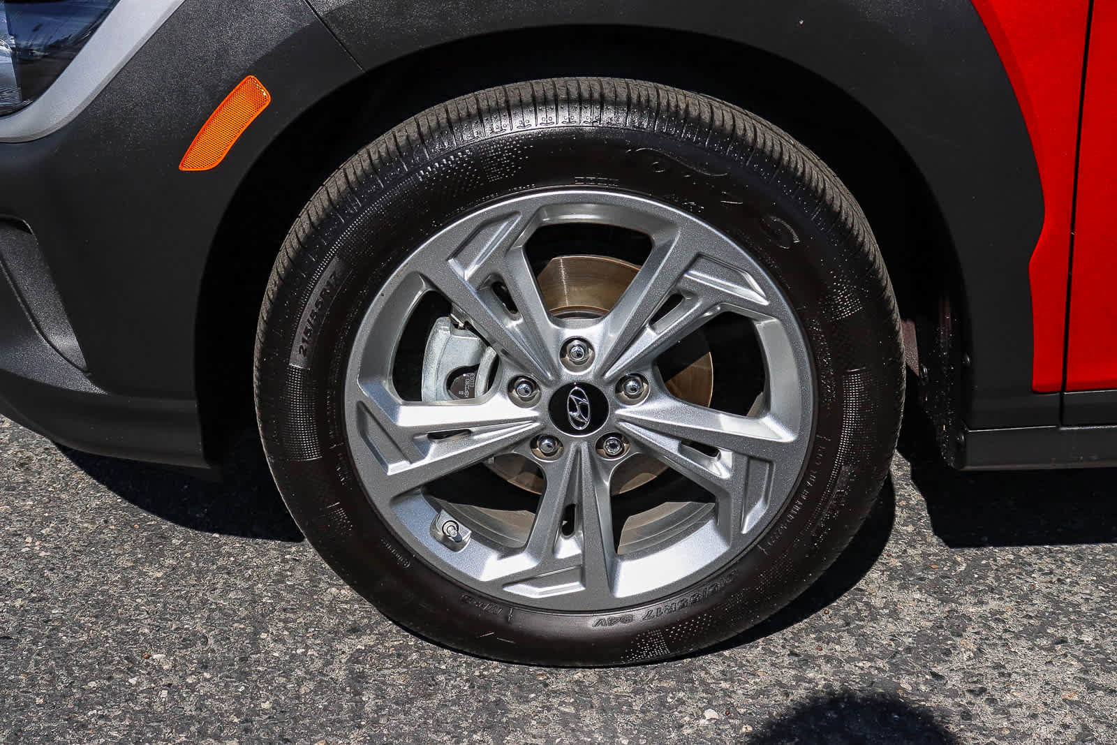 Used 2023 Hyundai Kona SEL w/ Cargo Package image 12