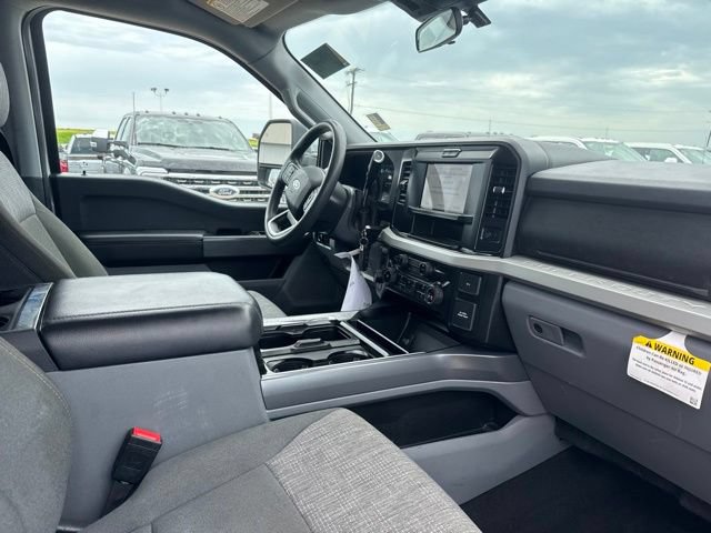 Used 2025 Ford F250 XLT w/ FX4 Off-Road Package AWD/4WD image 16
