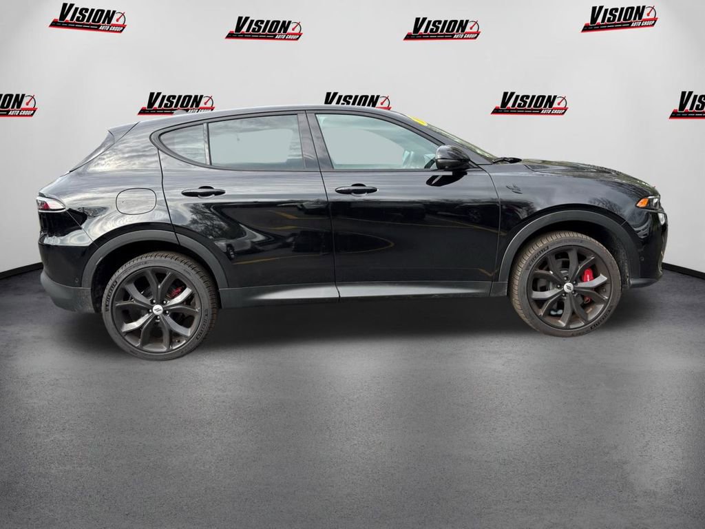 Certified 2023 Dodge Hornet GT Plus w/ Track Pack image 4