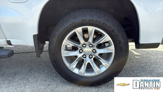 Used 2021 Chevrolet Silverado 1500 LTZ w/ LTZ Premium Package AWD/4WD image 6
