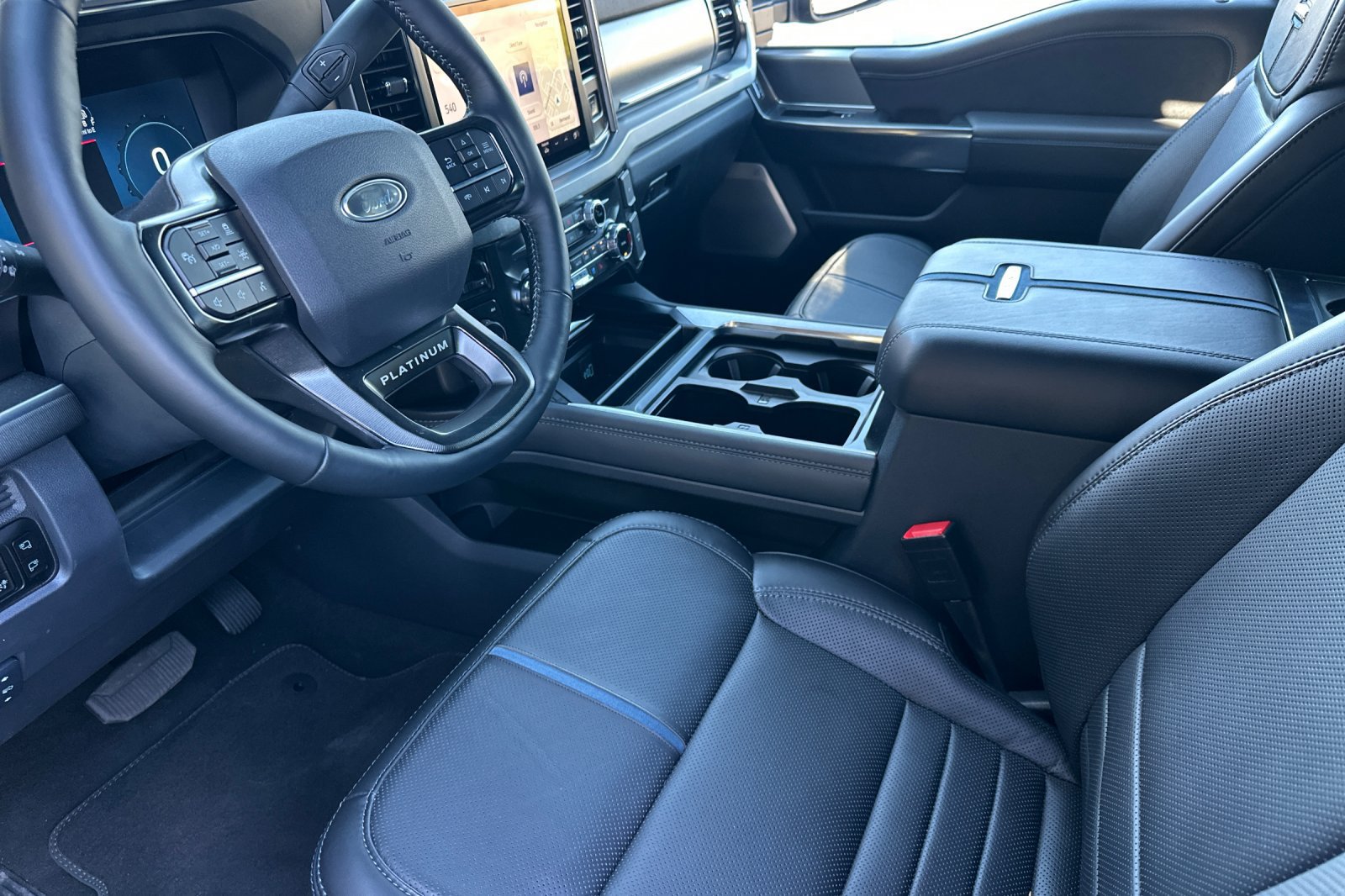 Used 2026 Ford F250 Platinum AWD/4WD image 9