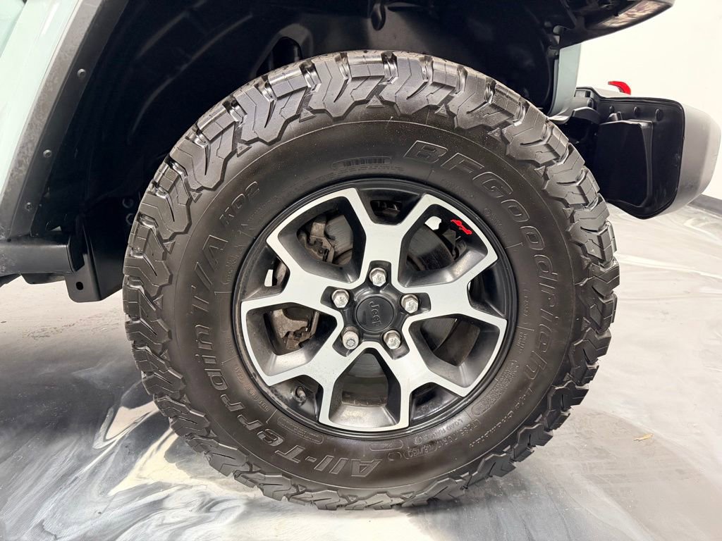 Used 2023 Jeep Wrangler Unlimited Rubicon AWD/4WD image 24