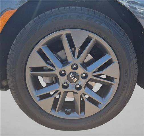 Used 2020 Kia Soul EX FWD image 30