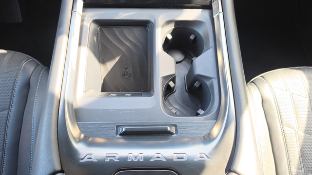 Used 2025 Nissan Armada PRO-4X AWD/4WD image 43