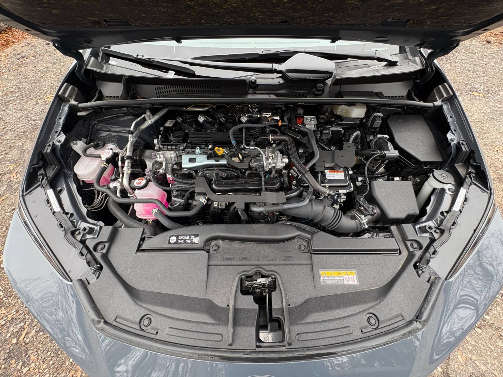 Used 2025 Toyota Prius LE FWD image 30