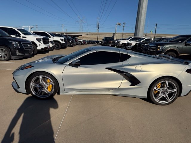 Used 2021 Chevrolet Corvette Stingray Preferred Cpe w/ Z51 Performance Package RWD image 7