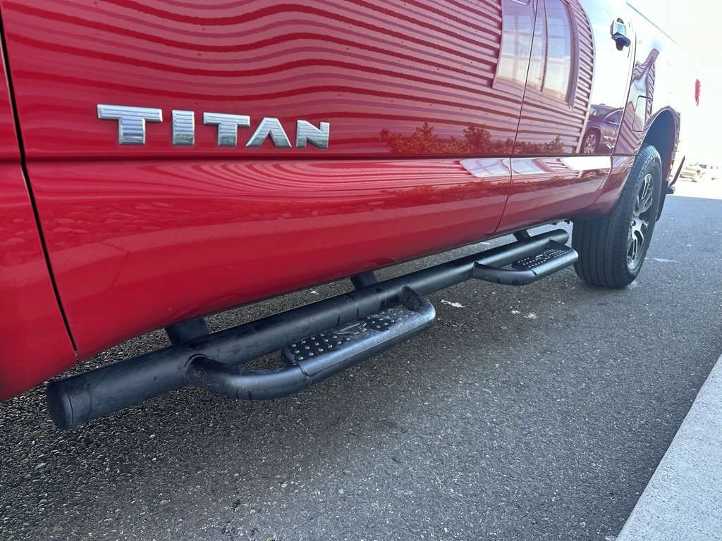 Used 2021 Nissan Titan SV w/ SV Convenience Package image 10