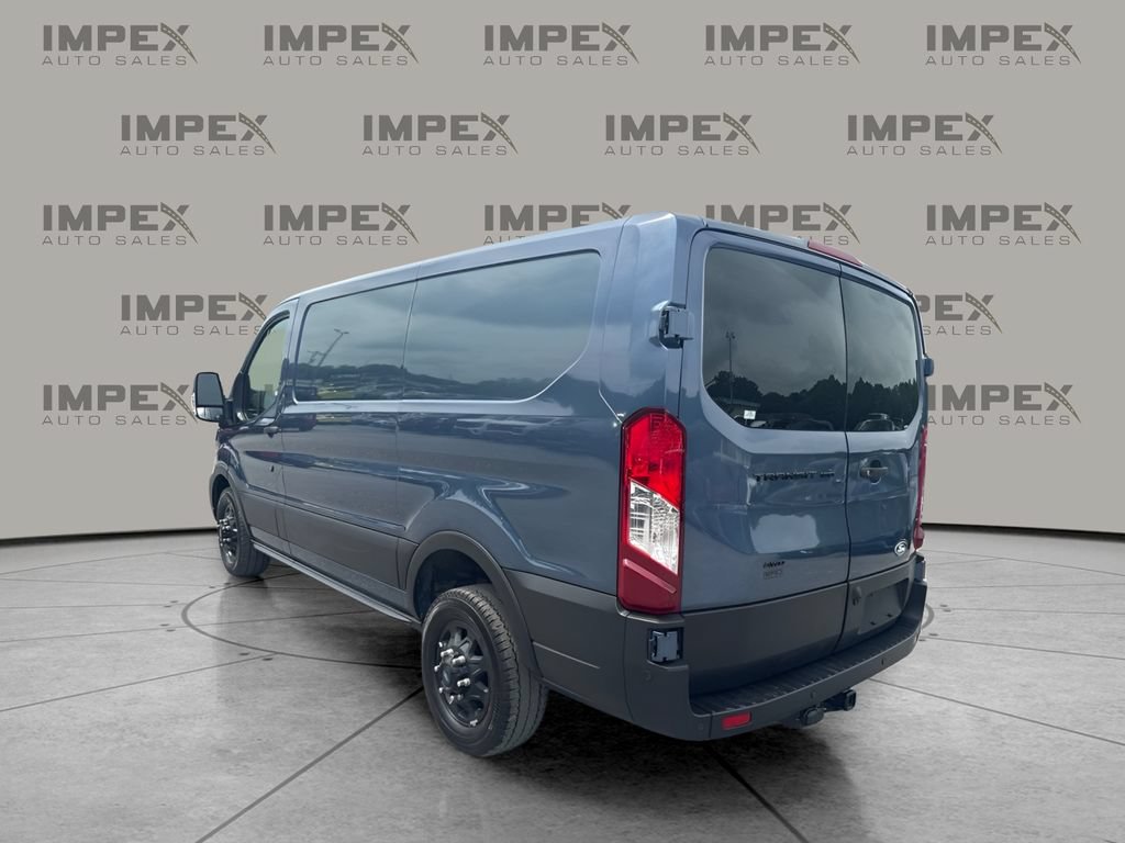 Used 2026 Ford Transit 150 Low Roof AWD w/ Interior Upgrade Package image 2