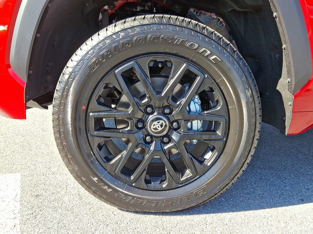 New 2025 Toyota Tundra Limited image 17