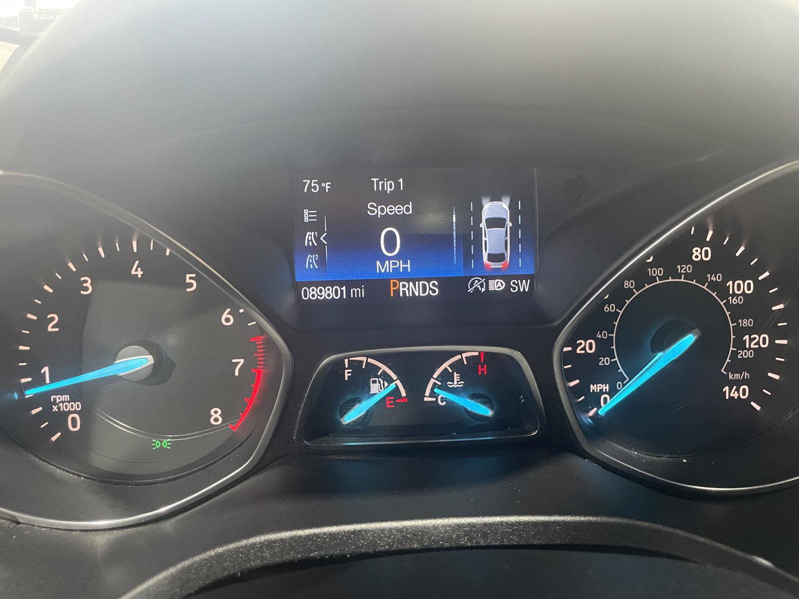 Used 2018 Ford Escape Titanium w/ Ford Safe & Smart Package AWD/4WD image 3