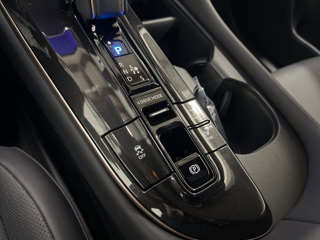 New 2026 Toyota Crown Signia image 15