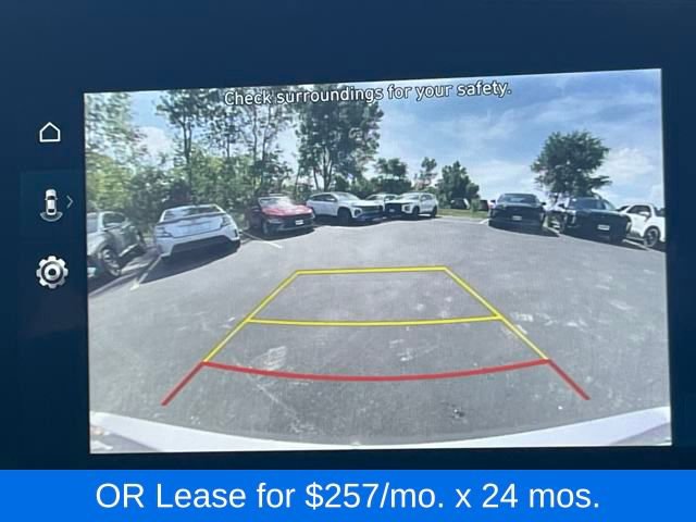 New 2025 Hyundai Elantra SEL image 25