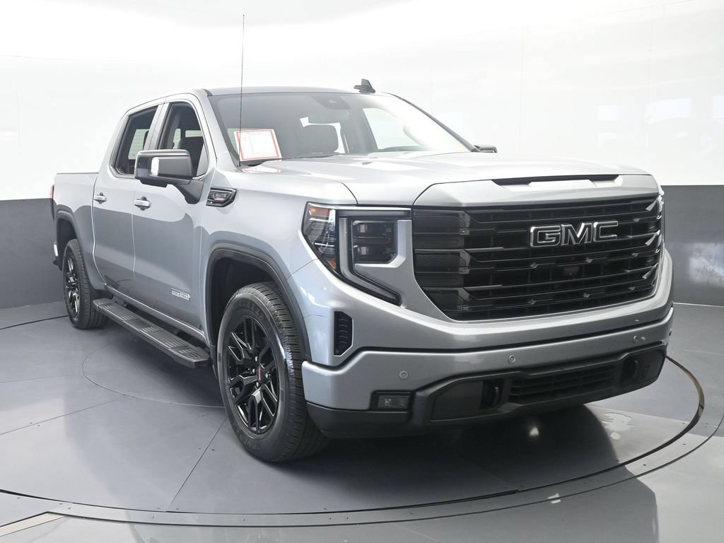 Used 2024 GMC Sierra 1500 Elevation w/ Elevation Premium Package RWD image 9