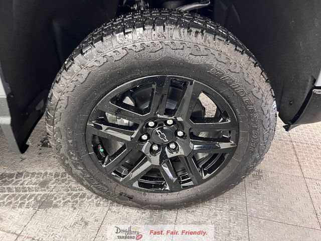 New 2026 Chevrolet Silverado 1500 Custom Trail Boss w/ Dark Appearance Package image 19