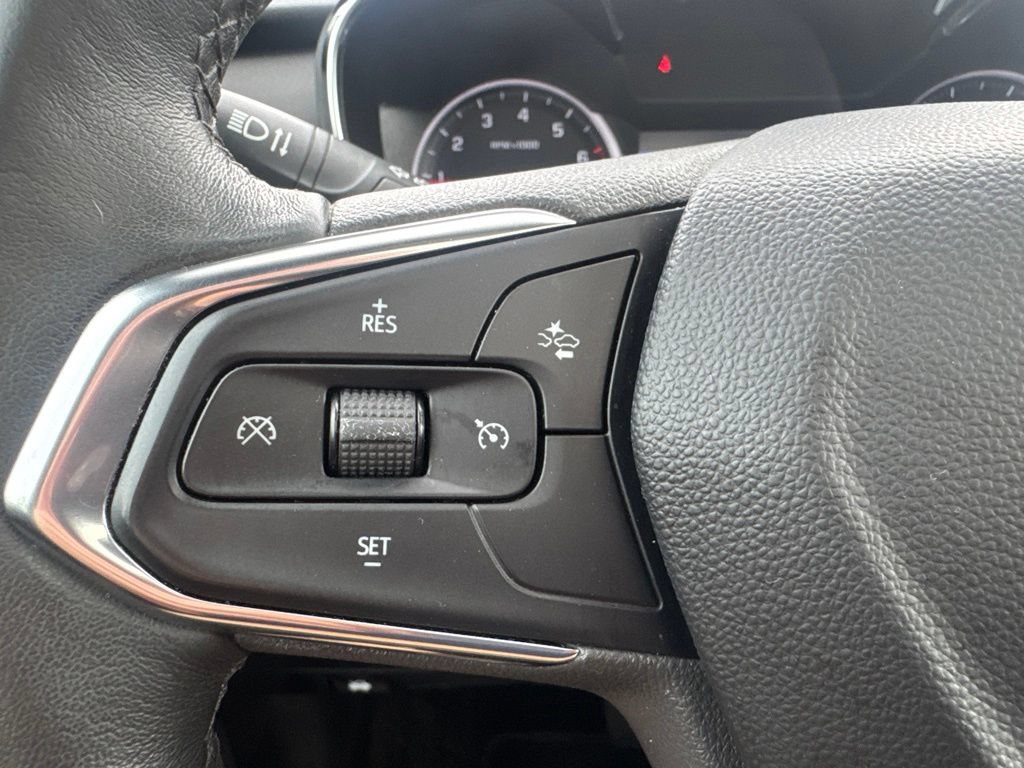 Used 2021 Chevrolet TrailBlazer ACTIV w/ Sun and Liftgate Package AWD/4WD image 32