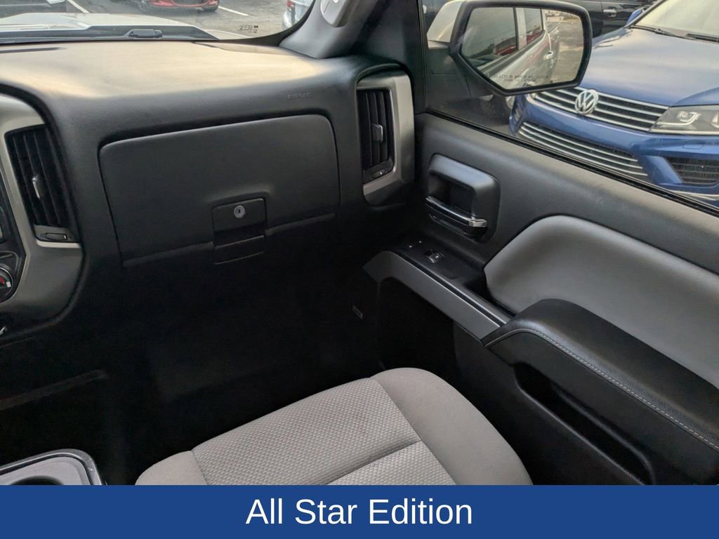 Used 2018 Chevrolet Silverado 1500 LT w/ All Star Edition image 17
