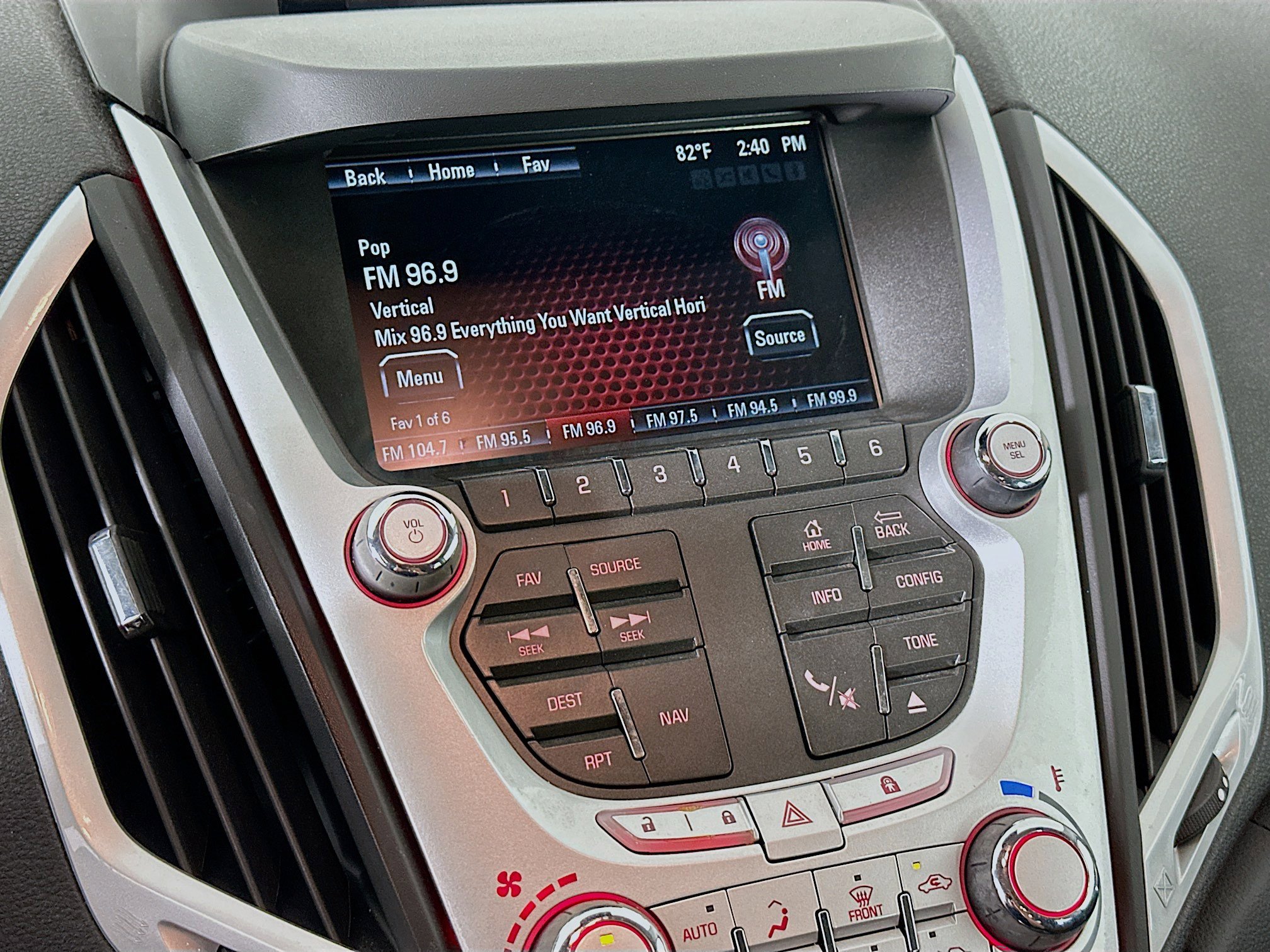 Used 2013 GMC Terrain SLE w/ Chrome Package FWD image 18